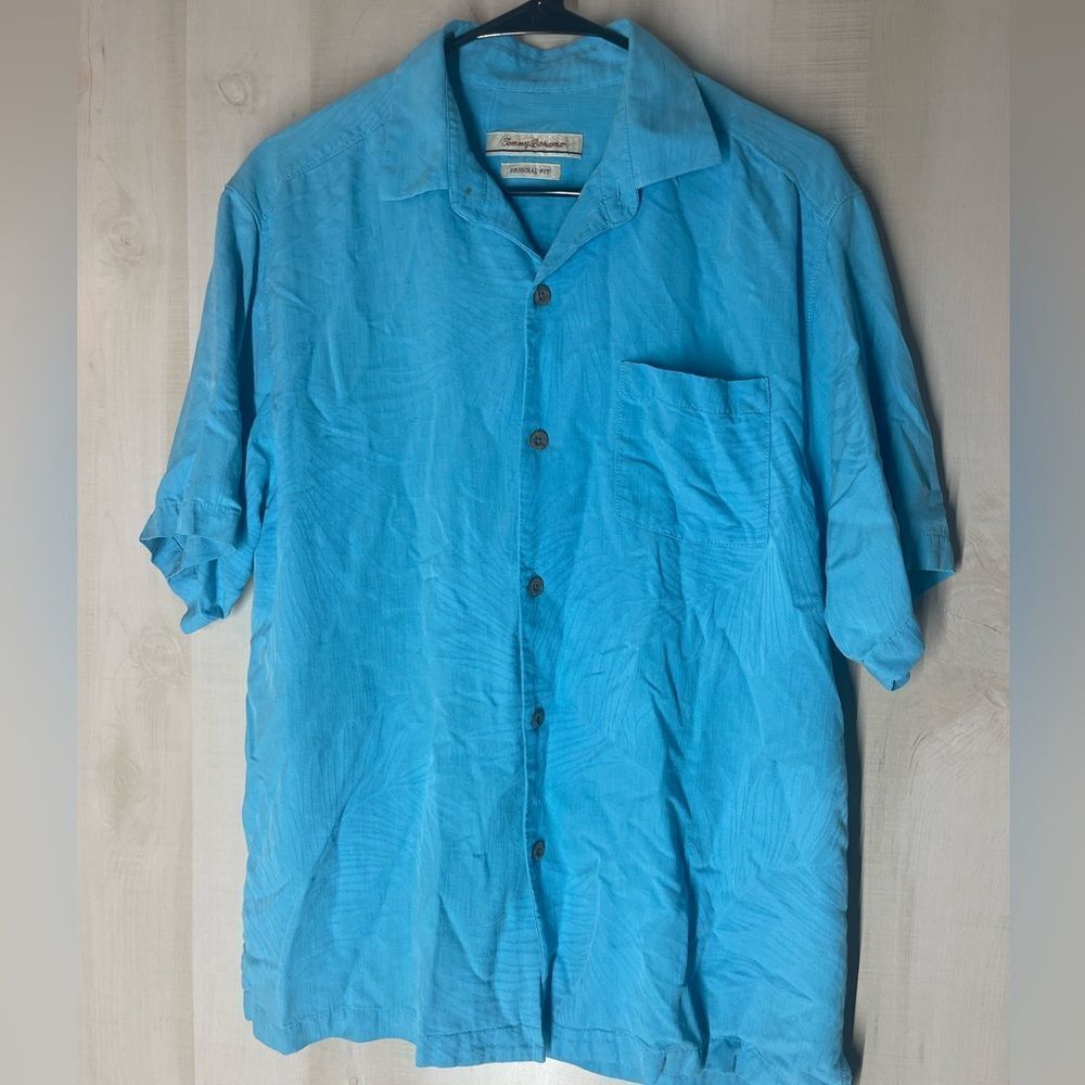 Tommy Bahama 100% silk short sleeve‎ turquoise button front shirt, medium